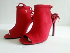 Red | Heels